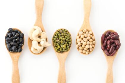 Las legumbres y los frutos secos son fuente re proteína vegetal
