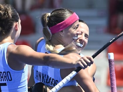 Las Leonas hockey