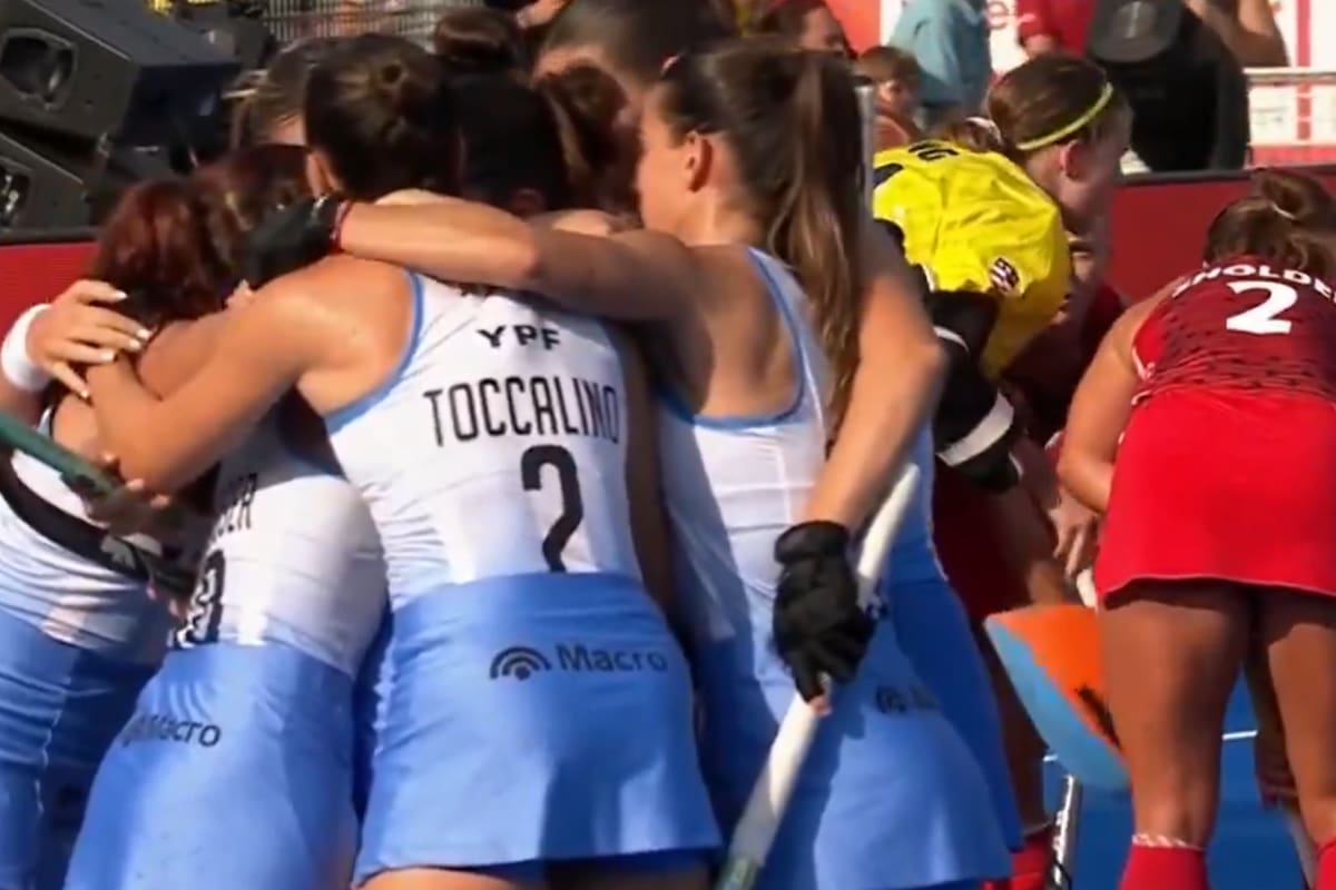 Las Leonas celebran el gol ante Estados Unidos; el partido por el Mundial 2026 terminó empatado 1 a 1