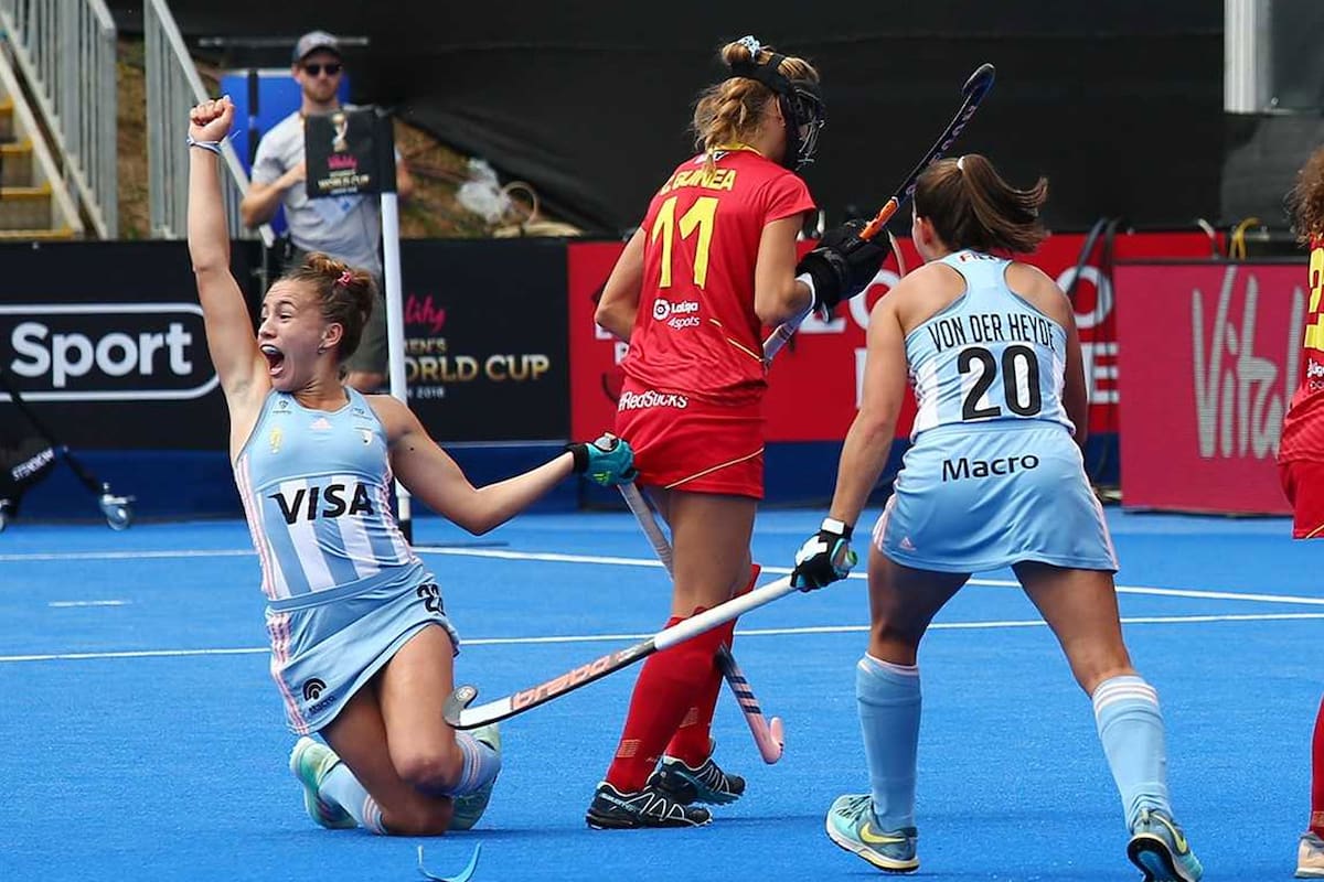 Las Leonas debutaron con una contundente victoria ante la Roja