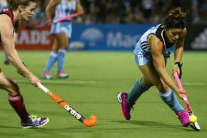 Las Leonas derrotaron a las alemanas en Hamburgo