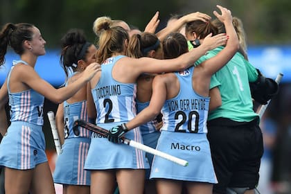 Las Leonas festejaron el empate y los penales ganados