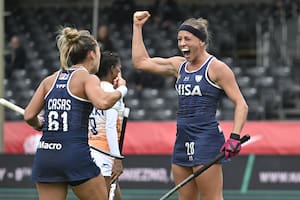 Las Leonas golearon a India en su primer partido de la gira por Bélgica de la Pro League: Julieta Jankunas hizo un doblete