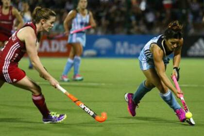 Las Leonas se impusieron ante las germanas