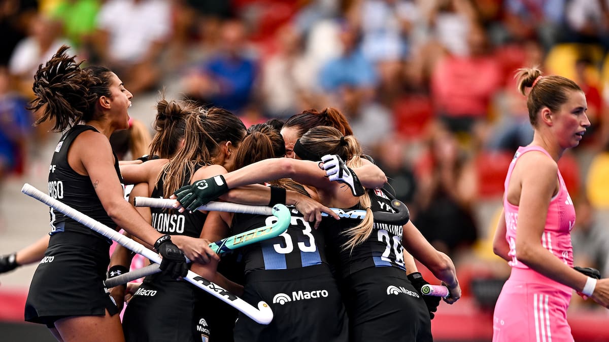 Las Leonas se hicieron fuertes ante Alemania y quedaron a un paso de la clasificación en el Mundial Las Leonas se hicieron fuertes ante Alemania y quedaron a un paso de la clasificación en el Mundial