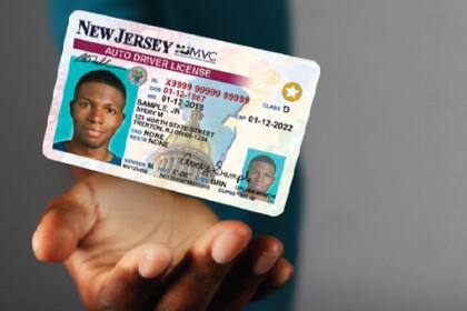 Las licencias de conducir con Real ID se identifican de las estatales por su estrella