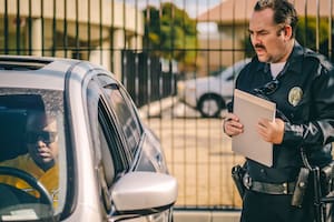La nueva ley de Florida que exigirá mostrar el estatus de ciudadanía en las licencias de conducir