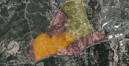 Las llamas comenzaron el 26 de julio de 2026 cerca de la Highway 108 y Stockton Street, expandiéndose rápidamente hasta superar los 223 acres
