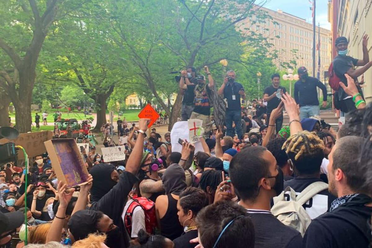 Las manifestaciones por el asesinato de George Floyd llegaron a Washington