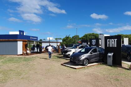 Las marcas del Grupo Stellantis tienen su gama completa exhibida