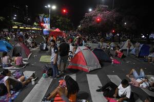 Las marchas por el plan Potenciar Trabajo son recurrentes en la avenida 9 de Julio