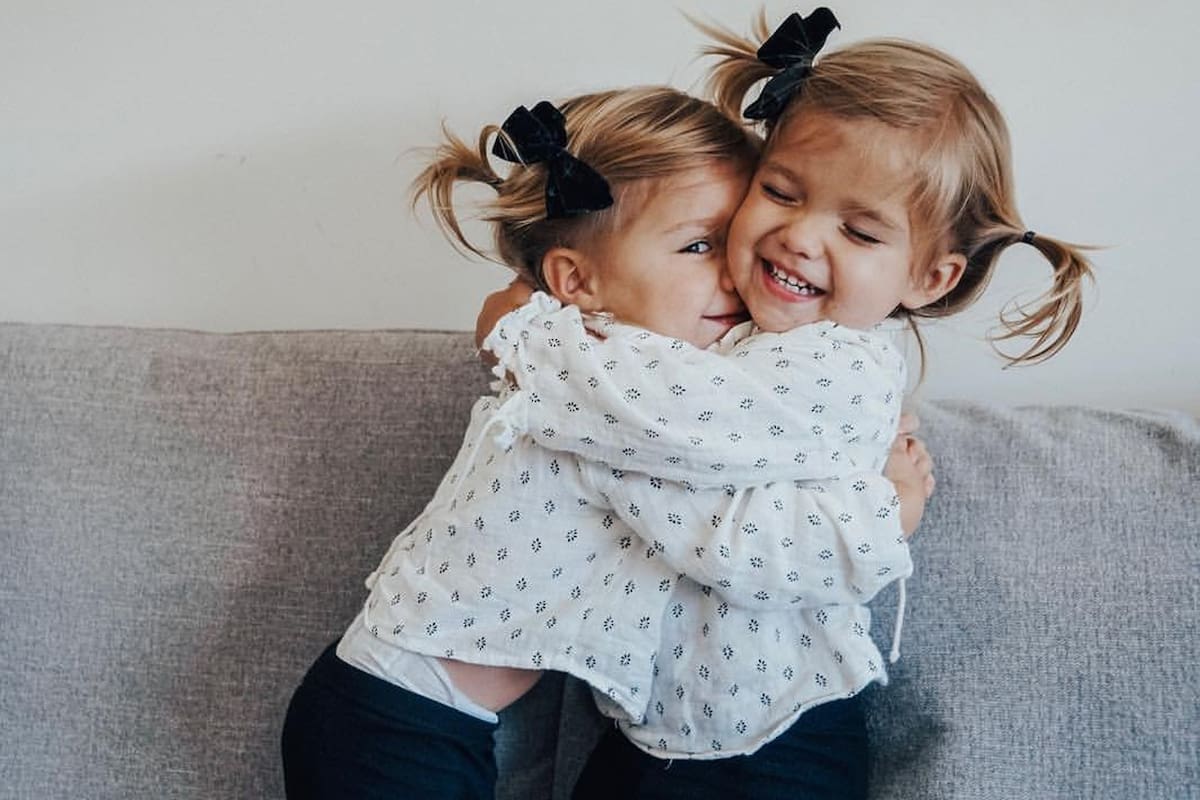 Las mellizas Taytum y Oakley hoy tienen 2,2 millones de seguidores en Instagram