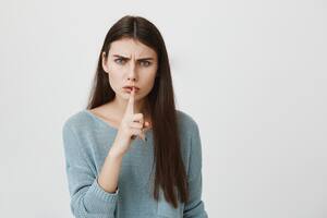 Las mentiras pueden ser descubiertas con un método simple (Foto: Freepik)
