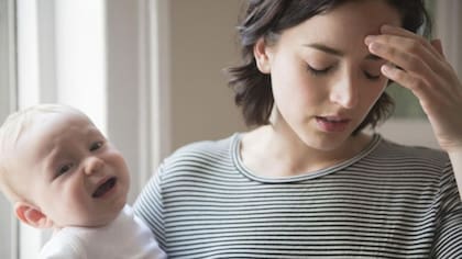 Las migrañas que sufren las embarazadas pueden empeorar después del part