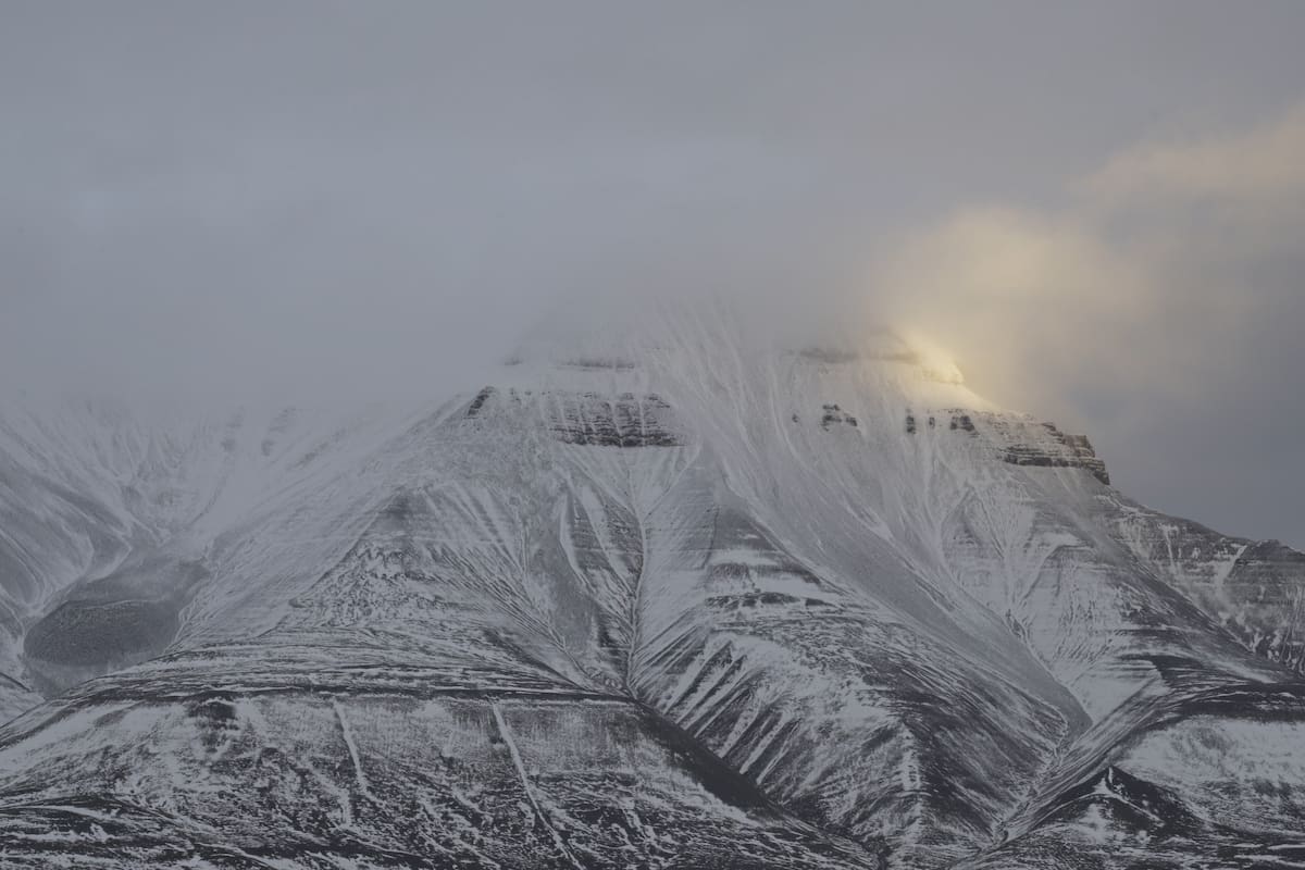 Las montañas de las Islas Svalbard, registradas por Lestido