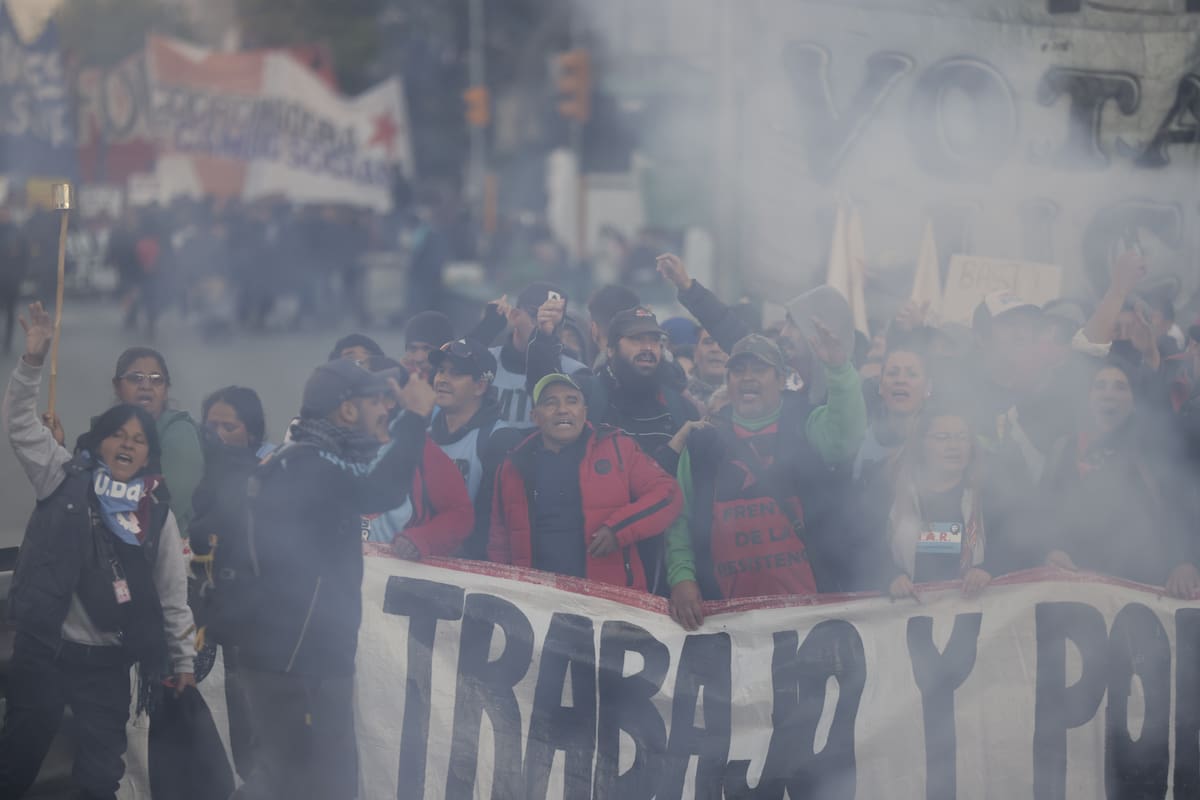 Las movilizaciones suelen avanzar desde la Provincia hacia la Ciudad