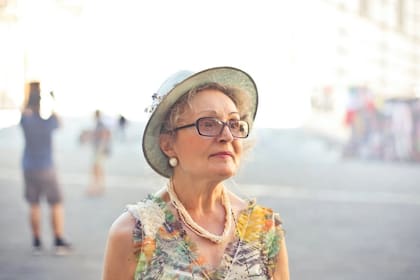 Las mujeres alrededor de los 50 años atraviesan la menopausia (Foto Pexels)