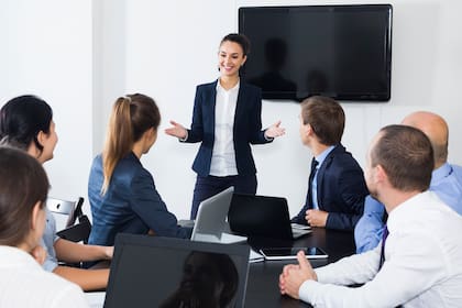 Las mujeres ocupan menos de 20% de los cargos ejecutivos en las empresas