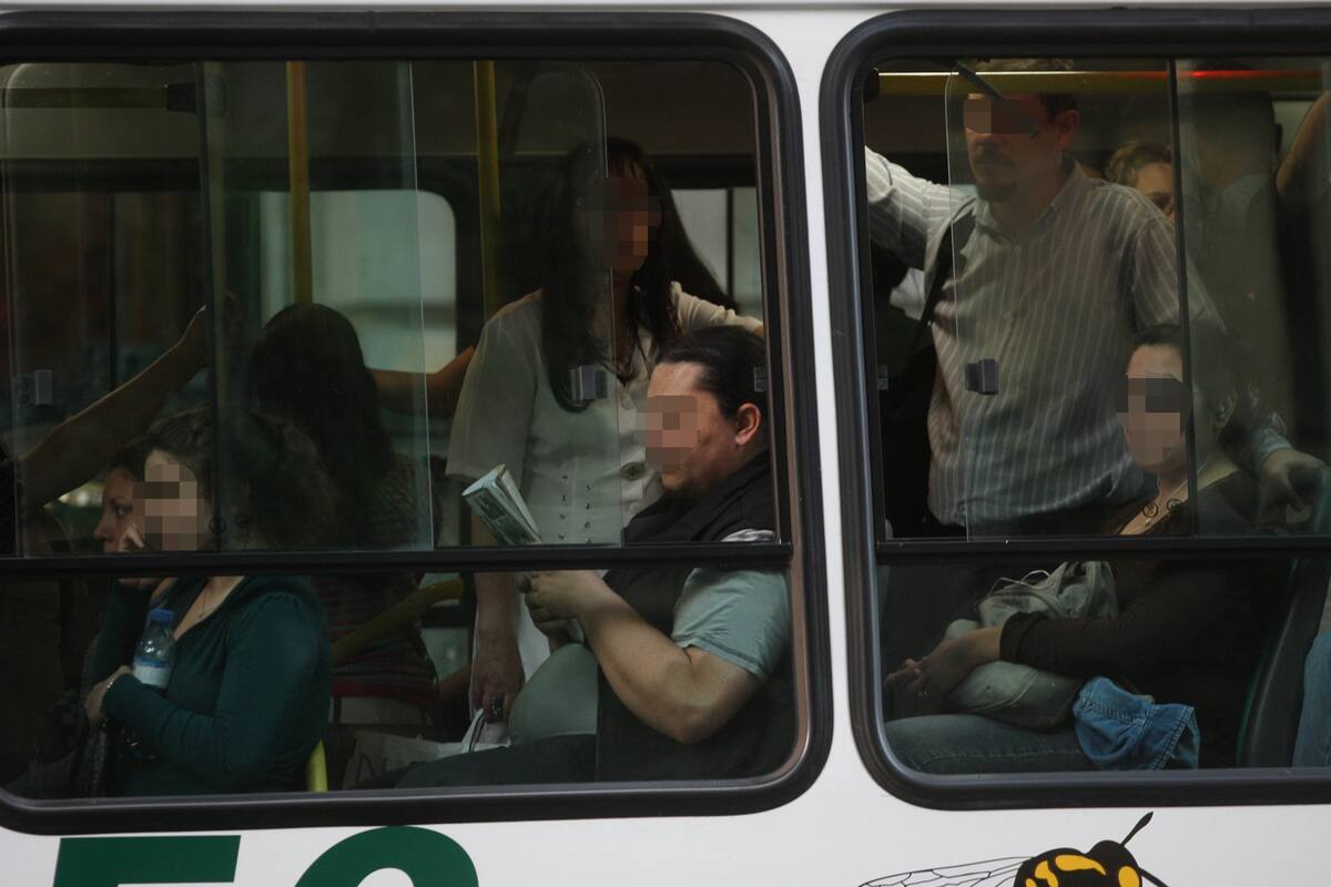 Las mujeres señalan el colectivo como el transporte donde tienen más problemas
