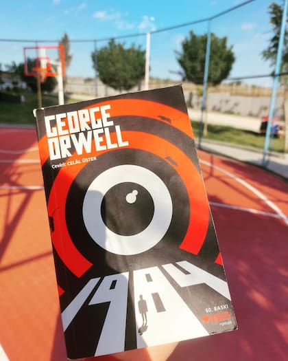 Las novelas Rebelión en la granja y 1984, de George Orwell, estuvieron en la lista.