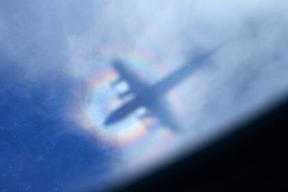 Las nubes bajas dificultaron aterrizajes en el Aeropuerto Internacional de Miami y retrasaron 100 vuelos