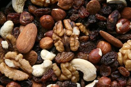 Las nueces ofrecen múltiples beneficios a la salud (Freepik)