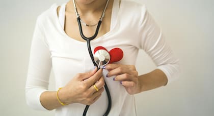 Las nueces son buenas para el corazón, ya que una mayor cantidad de determinadas bacterias intestinales beneficiosas se ha relacionado con niveles más bajos de colesterol (Foto ilustrativa: PEXELS)