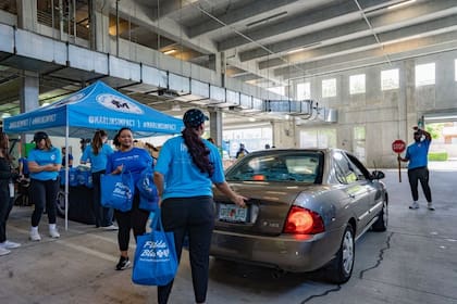 Las nuevas fechas y ubicaciones específicas donde Farm Share realiza entrega de despensas gratuitas en Florida