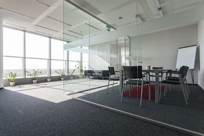 Las nuevas oficinas requieren iluminación natural, buena ventilación y espacios colaborativos