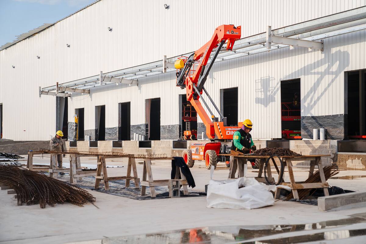Las obras del Centro de Almacenamiento de Mercado Libre en la localidad de Tres de Febrero