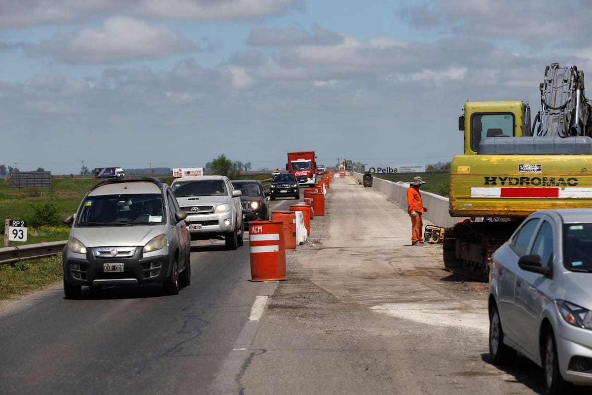 Las obras en el puente sobre el río Samborombón en el km 93