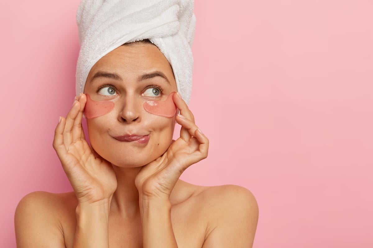 Las ojeras también son genéticas: es más probable que se las tenga si otros miembros de la familia las tienen