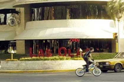 Las Olas Boulevard (antes Dallas), el restaurante que los hermanos Conzi gerenciaban hasta el asesinato de Marcos Schenone