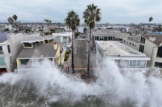 Persiste riesgo de inundaciones en suroeste de EEUU tras paso de tormenta