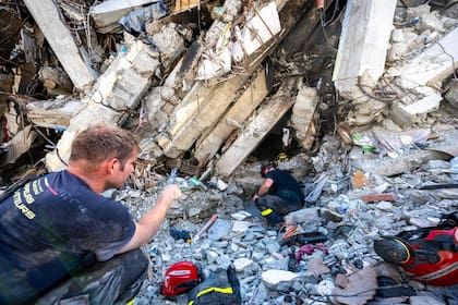 Las operaciones de rescate continúan en Venezuela tras los devastadores terremotos