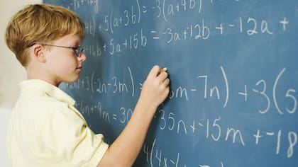 Las operaciones matemáticas ponen a prueba la sabiduría de las personas para resolverlas