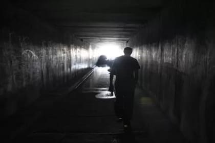 Las organizaciones que trabajan con la gente sin techo de Las Vegas calculan que viven hasta 1.500 personas en los túneles subterráneos de la ciudad