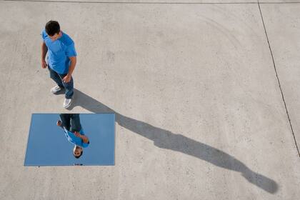 Las palabras no solo reflejan nuestros pensamientos, sino que también pueden elevar o degradar nuestra autoestima en el diálogo con los demás