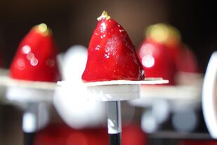 Las paletas ó "Lollipops", uno de los platos de los maestros pasteleros en la Copa América realizada en Santiago de Chile.