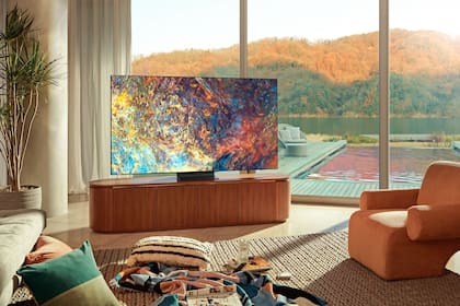 Las pantallas Neo QLED de Samsung de 2021 no tienen biseles con marcos negros, sino que la pantalla ocupa el 99 por ciento del frente del televisor
