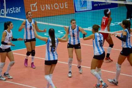 Las Panteras festejaron ante Costa Rica