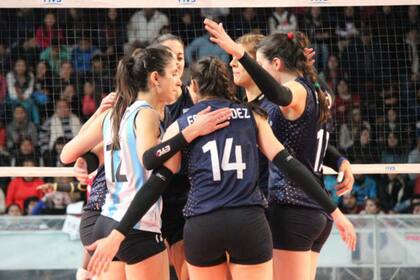 Las Panteras le ganaron con autoridad a Kenia
