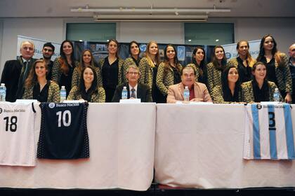 Las Panteras presentaron su temporada olímpica