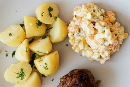 Las papas hervidas son una opción práctica y saludable en la alimentación