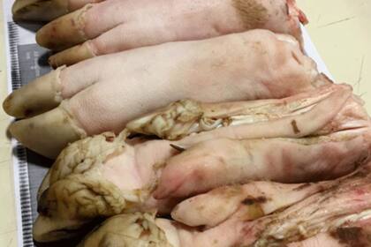 Las patas de cerdo decomisadas en Ezeiza