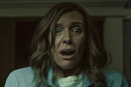 Las películas de terror pueden ayudar a la salud mental. Foto: Toni Collette en la película de 2018 "Hereditary"