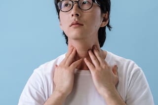 Cáncer de tiroides: esta es la señal a la que hay que prestar atención para una enfermedad que no muestra síntomas desde el inicio