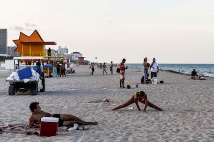 La reapertura de las playas en Miami