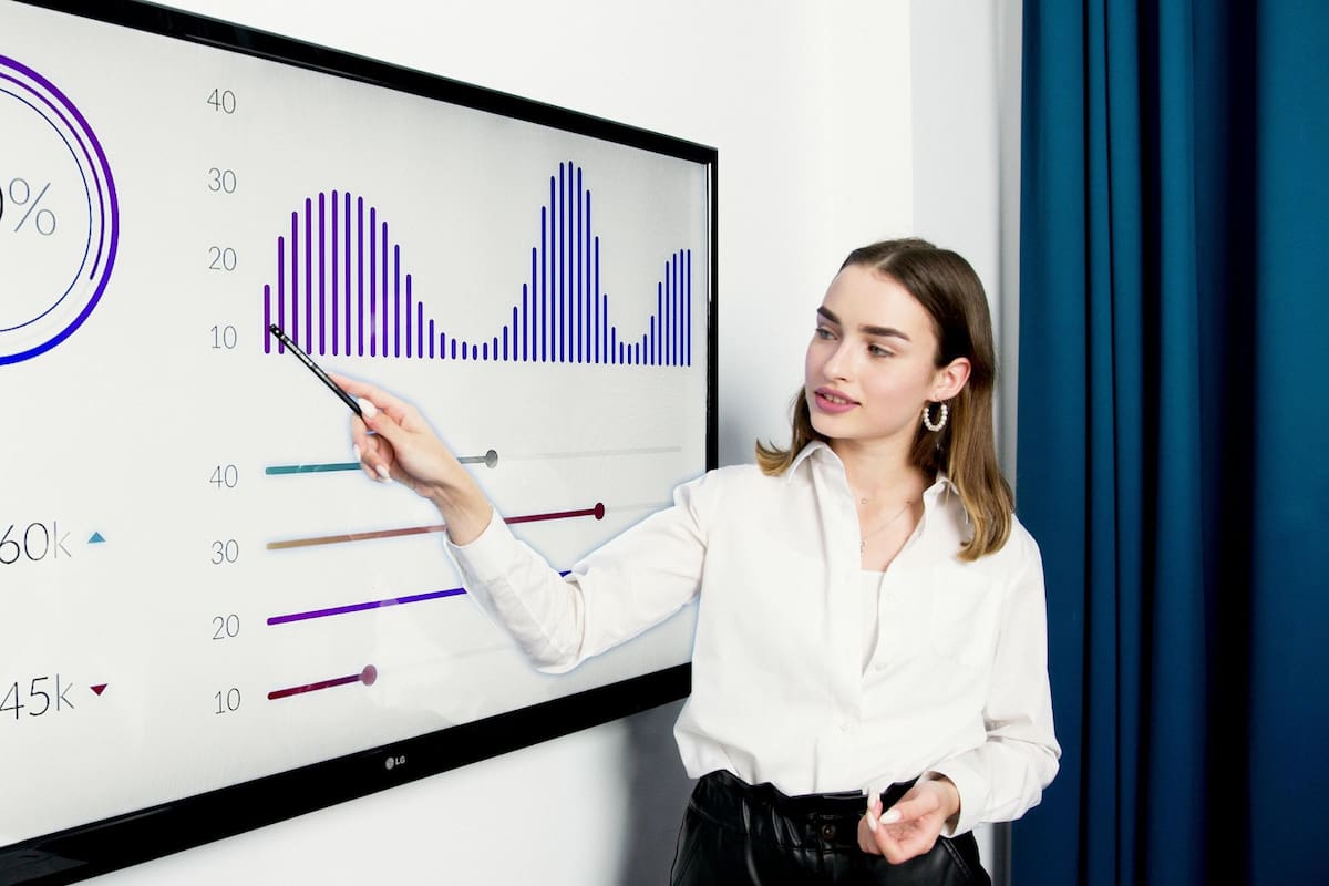 Las personas exitosas suelen tener una voz positiva con ellas mismas (imagen ilustrativa)