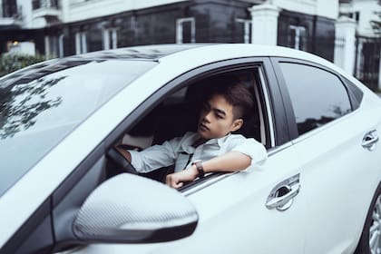 Las personas menores de 16 años no pueden conducir en Nueva York aunque tengan una licencia válida de otro lugar. (Canva)